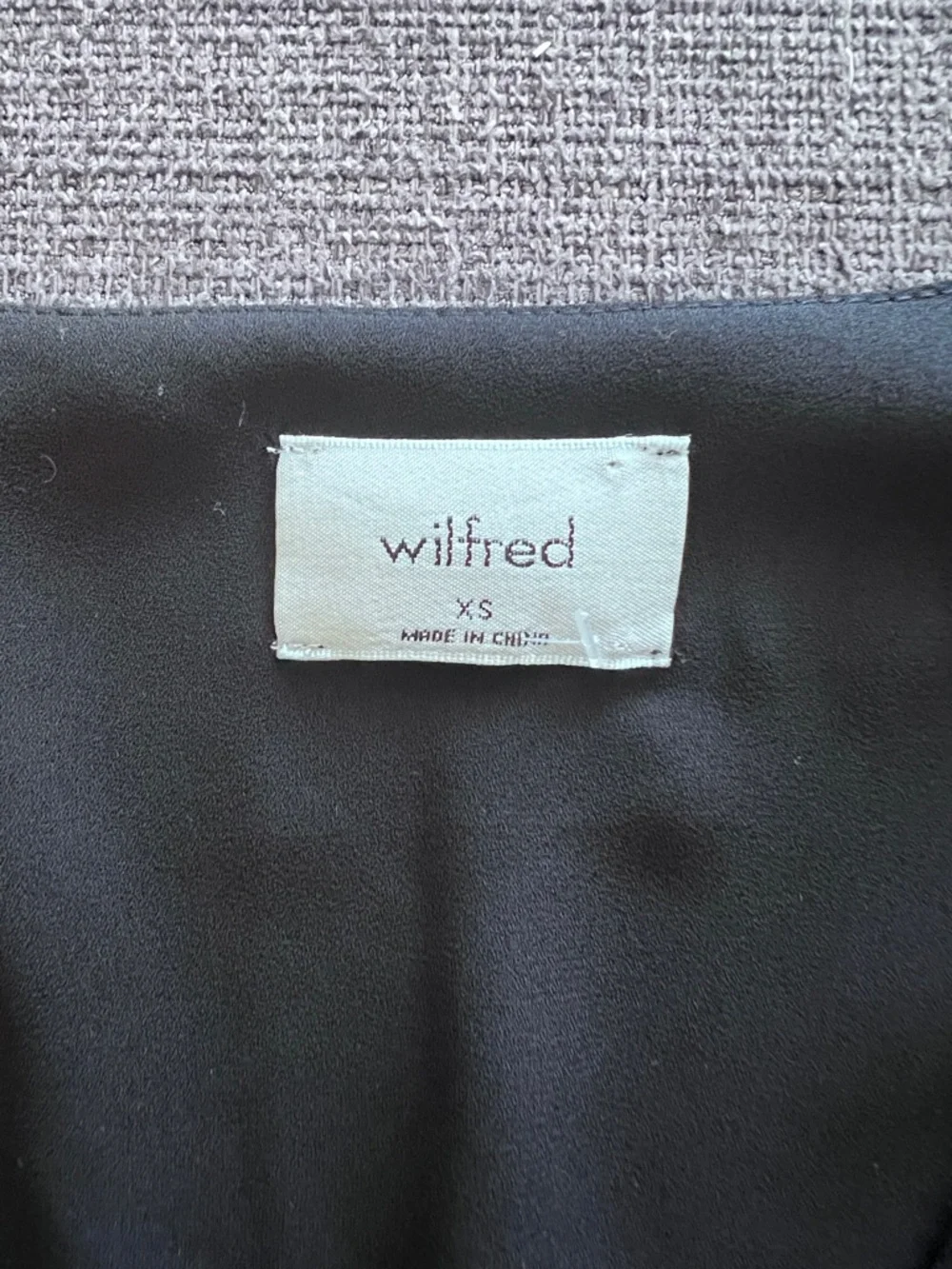 Wilfred Black Sheer Wistful Smocked Waist V-Neck Feminine Blouse Goth Fairy XS - Picture 4 of 9